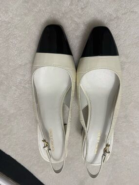 Veronica Beard Cream and Black Croc-Textured Slingback Flats